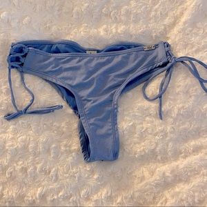 Cheeky bathing suit bottoms